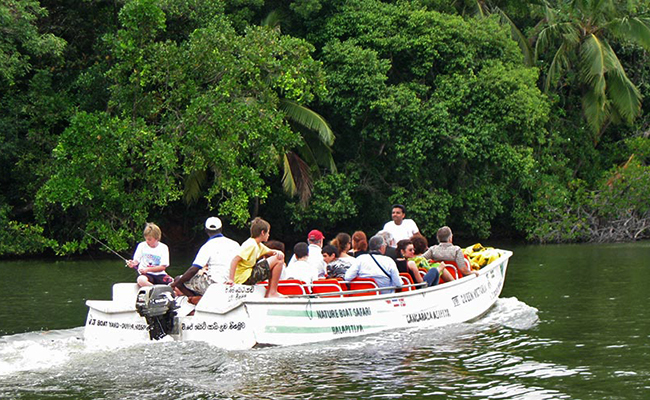 boat-safari-sri-lanka